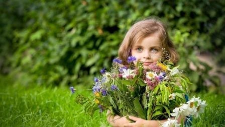 Girl with flower bouquet